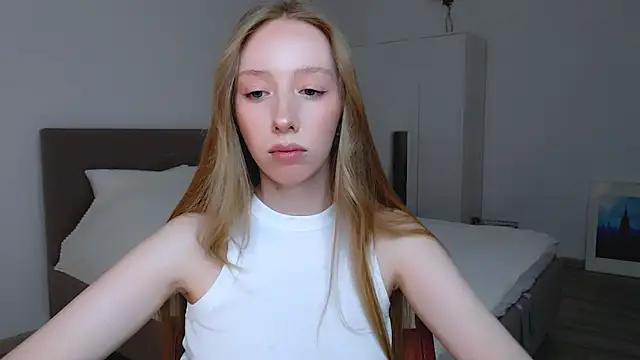 Luna insniity online show from January 2025 08:43:01 PM