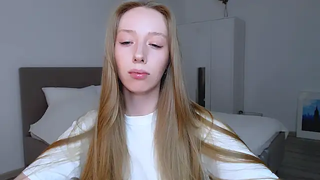 Luna insniity online show from January 2025 02:40:01 AM