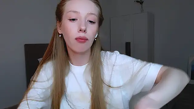 Luna insniity online show from March 2025 01:17:02 AM