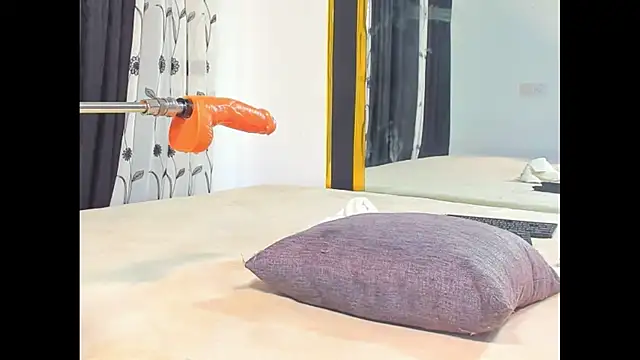 Yummy squirter online show from January 2025 05:07:02 AM