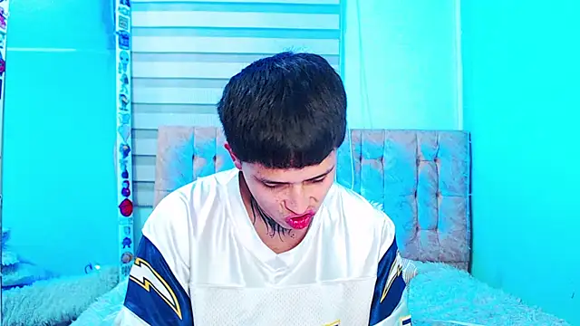 Snapshot of _justinmoon2 chatting on June 2026 04:15:02 AM justinmoon2 online show from June 2026 04:15:02 AM