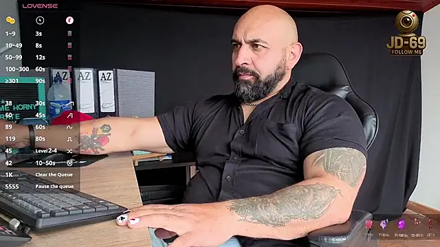 JD-69 online show from November 2025 07:02:02 PM