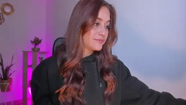 Snapshot of aliss_ev chatting on January 2025 06:21:01 PM aliss ev online show from January 2025 06:21:01 PM