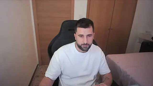 Snapshot of alex877x chatting on December 2025 10:08:02 AM alex877x online show from December 2025 10:08:02 AM