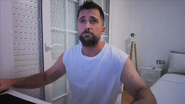 Snapshot of alex877x chatting on July 2026 05:37:02 PM alex877x online show from July 2026 05:37:02 PM