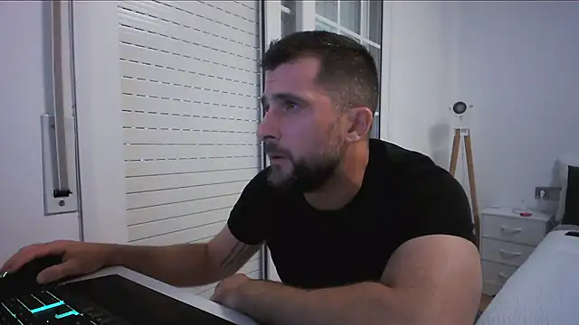 Snapshot of alex877x chatting on July 2026 06:06:02 PM alex877x online show from July 2026 06:06:02 PM