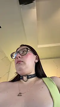 Snapshot of NiickyJones chatting on June 2026 01:32:02 AM NiickyJones online show from June 2026 01:32:02 AM