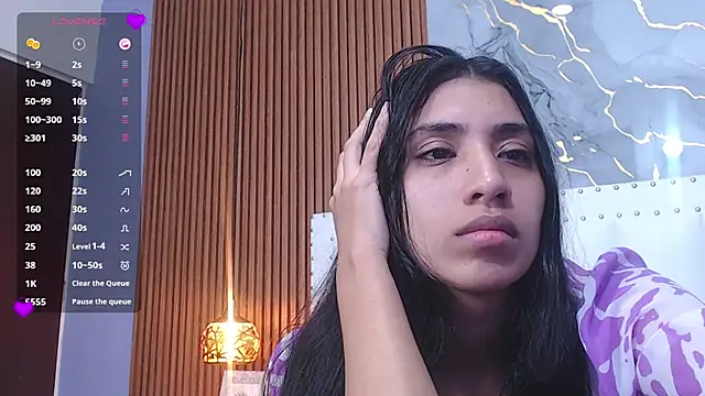 Snapshot of littlee_emilyy_ chatting on January 2025 06:12:01 AM littlee emilyy  online show from January 2025 06:12:01 AM