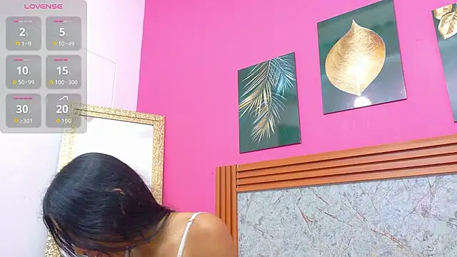 Snapshot of littlee_emilyy_ chatting on March 2026 12:53:02 PM littlee emilyy online show from March 2026 12:53:02 PM