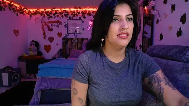 azahar  ziiz online show from February 2025 02:38:01 PM