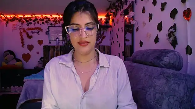 azahar  ziiz online show from March 2025 08:43:02 PM