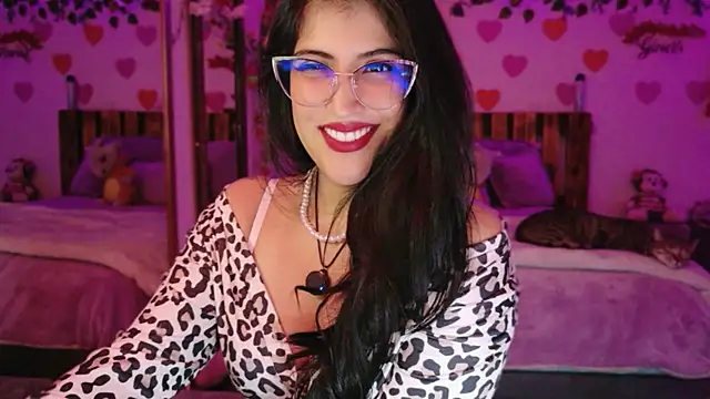 Snapshot of azahar__ziiz chatting on April 2026 01:11:02 AM azahar ziiz online show from April 2026 01:11:02 AM