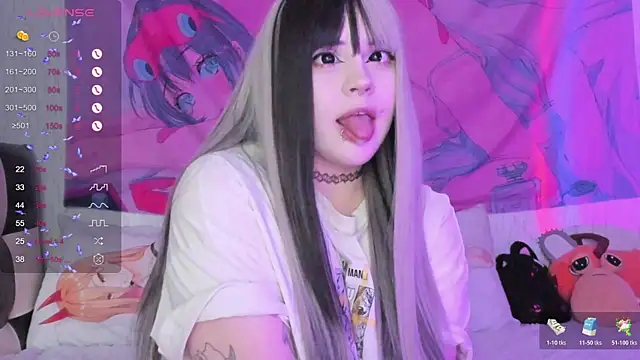 Snapshot of SelenaCute chatting on December 2025 05:38:02 AM SelenaCute online show from December 2025 05:38:02 AM