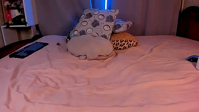 Snapshot of Jess_Lui chatting on November 2025 03:29:02 AM Jess Lui online show from November 2025 03:29:02 AM