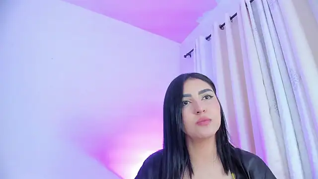 Snapshot of Abby__colins chatting on December 2024 10:06:01 PM Abby  colins online show from December 2024 10:06:01 PM