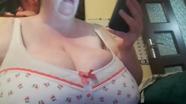 Snapshot of Nataliesbestjuggs chatting on May 2026 08:38:02 PM Nataliesbestjuggs online show from May 2026 08:38:02 PM