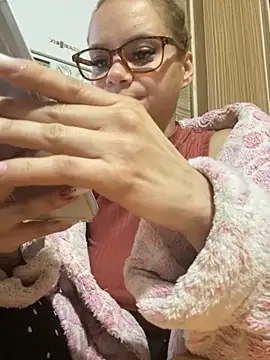 Snapshot of Tasty_Shape chatting on October 2025 05:59:01 AM Tasty Shape online show from October 2025 05:59:01 AM