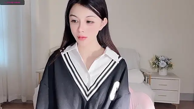 Snapshot of lvy-w chatting on March 2026 10:44:02 AM lvy-w online show from March 2026 10:44:02 AM