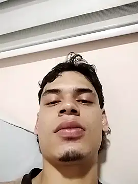 Snapshot of cristopher_maclean chatting on February 2026 01:39:02 AM cristopher maclean online show from February 2026 01:39:02 AM