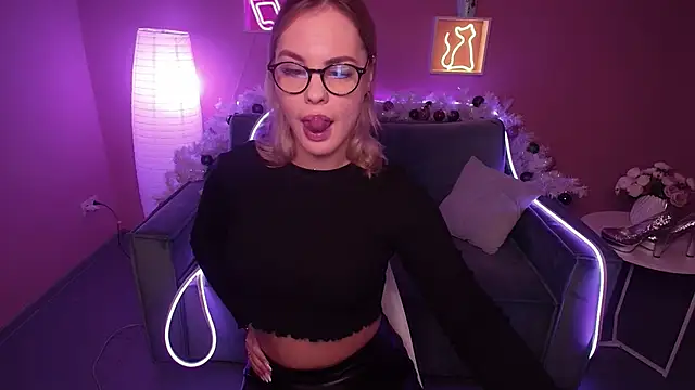 RikaRaily online show from January 2025 08:02:01 AM