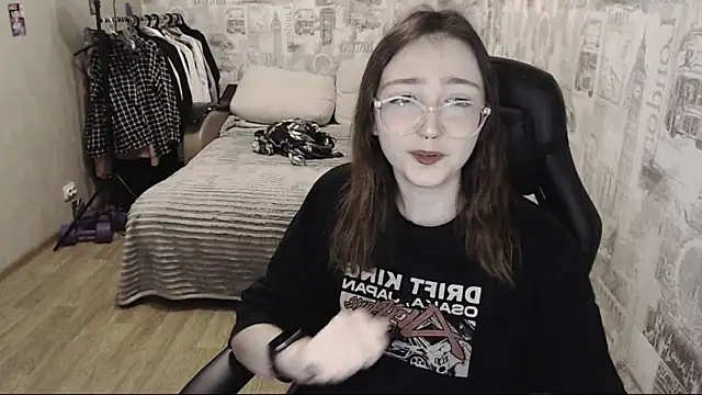 Snapshot of AmeliaKamishiro chatting on December 2024 01:55:01 PM AmeliaKamishiro online show from December 2024 01:55:01 PM