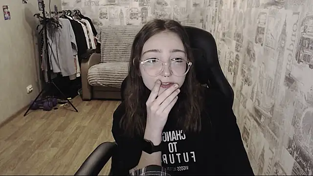 Snapshot of AmeliaKamishiro chatting on December 2024 03:05:02 PM AmeliaKamishiro online show from December 2024 03:05:02 PM