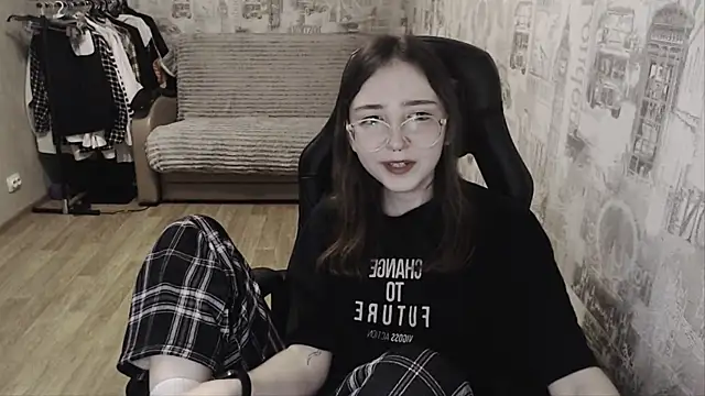 Snapshot of AmeliaKamishiro chatting on January 2025 02:50:01 AM AmeliaKamishiro online show from January 2025 02:50:01 AM