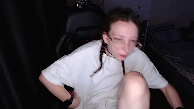 AmeliaKamishiro online show from November 2025 02:33:01 AM