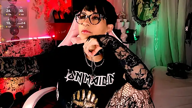 kitty roxy online show from October 2025 06:42:02 AM