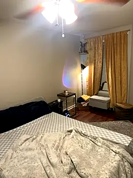 MnM4ever online show from November 2025 04:23:02 AM