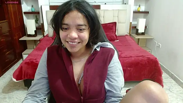 laureentt  online show from March 2025 09:23:01 AM