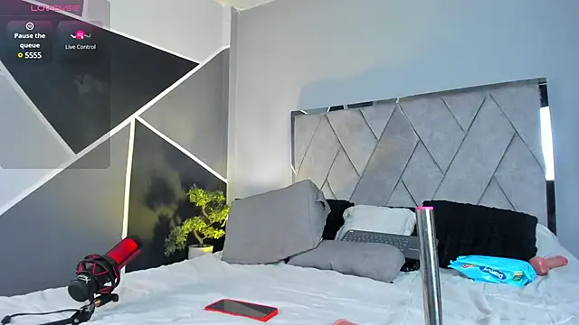 Markbrown online show from March 2025 09:45:01 PM