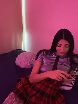 Snapshot of Felicia_smok3 chatting on January 2025 02:33:01 AM Felicia smok3 online show from January 2025 02:33:01 AM