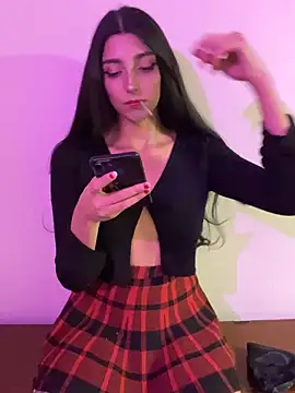 Snapshot of Felicia_smok3 chatting on January 2025 02:07:02 AM Felicia smok3 online show from January 2025 02:07:02 AM