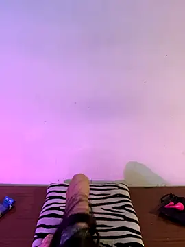 Snapshot of Felicia_smok3 chatting on October 2025 01:39:03 AM Felicia smok3 online show from October 2025 01:39:03 AM