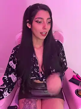 Felicia smok3 online show from July 2026 04:50:01 AM