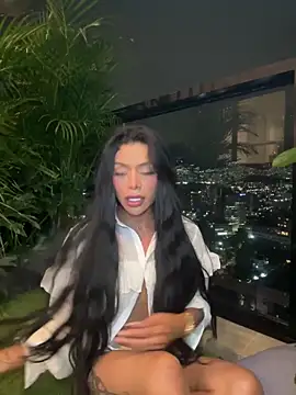 Snapshot of HOT_LADY_777 chatting on November 2025 11:27:02 PM HOT LADY 777 online show from November 2025 11:27:02 PM