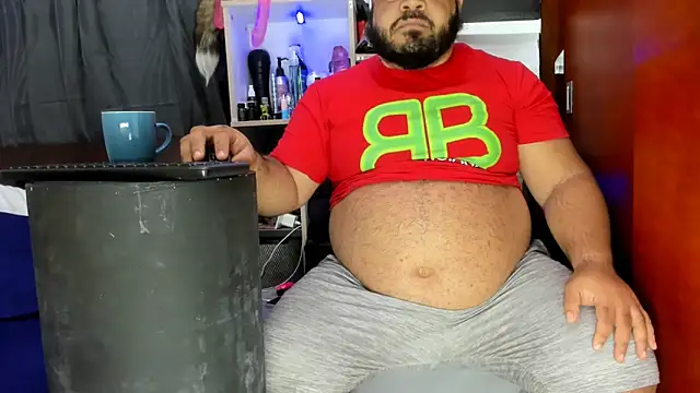 Latino bigcock online show from January 2025 12:49:01 AM
