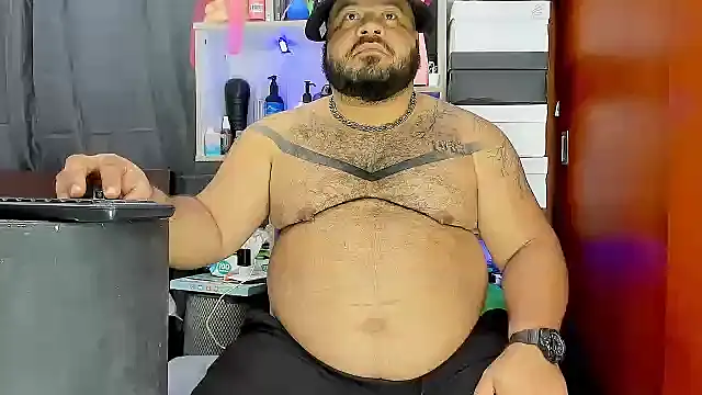 Latino bigcock online show from March 2025 01:37:02 AM