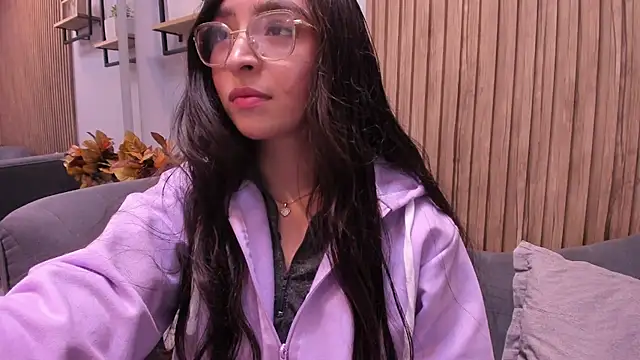 Eva Macalliter online show from September 2025 03:39:01 AM