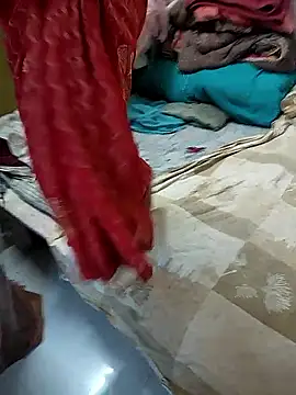 COUPLLE VILLAGE online show from December 2025 02:53:01 AM