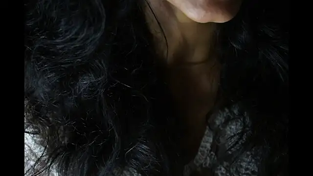 Snapshot of -AyeshaSinghania- chatting on March 2026 09:32:01 AM -AyeshaSinghania- online show from March 2026 09:32:01 AM