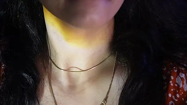 Snapshot of -AyeshaSinghania- chatting on April 2026 08:20:01 AM -AyeshaSinghania- online show from April 2026 08:20:01 AM