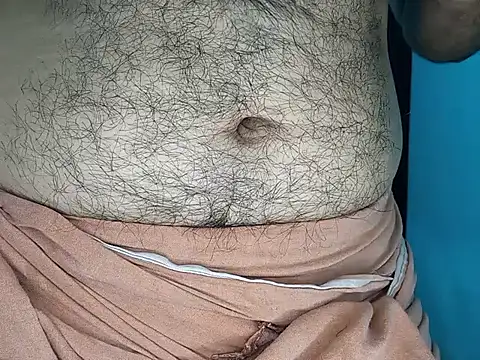 Snapshot of Sultryandrews chatting on December 2024 03:00:01 PM Sultryandrews online show from December 2024 03:00:01 PM