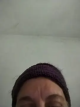 BustyBabyOfficial online show from September 2025 12:40:02 PM