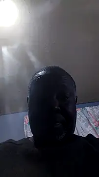 Snapshot of macnificent1fr chatting on November 2025 01:52:02 AM macnificent1fr online show from November 2025 01:52:02 AM