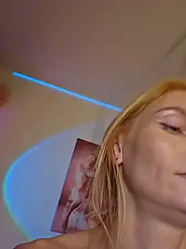 Snapshot of LessiaMia chatting on March 2026 06:08:01 PM LessiaMia online show from March 2026 06:08:01 PM