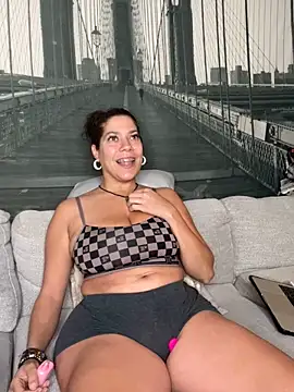 Bigbuttbrooklynn online show from February 2025 01:46:02 AM