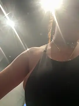 Bigbuttbrooklynn online show from September 2025 01:01:01 PM