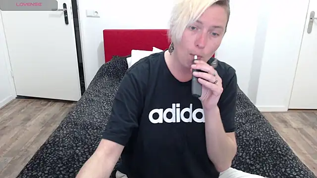 cumfun online show from March 2025 05:50:01 PM